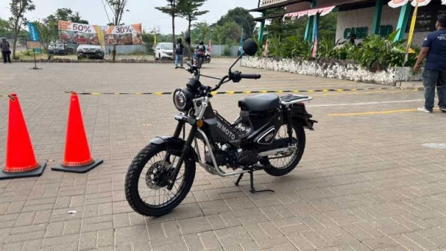 Ra mắt porter 125 kẻ gạt giò mới của yamaha pg-1 và honda ct125 - 3