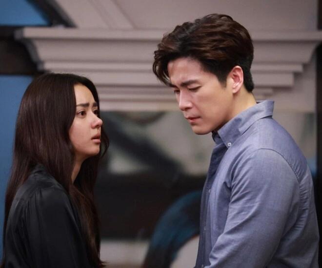 Rạng sáng anh rể cởi trần qua gõ cửa phòng lí nhí xin một thứ khiến tôi đỏ mặt - 1