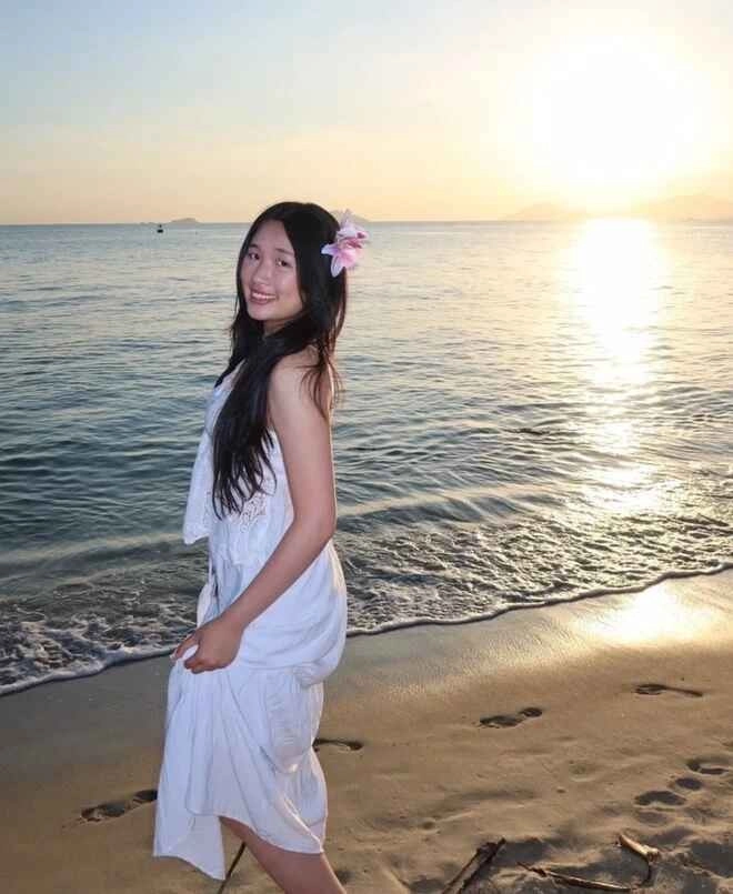 rich kid du học jenny huỳnh gợi cảm ở tuổi 20 - 2