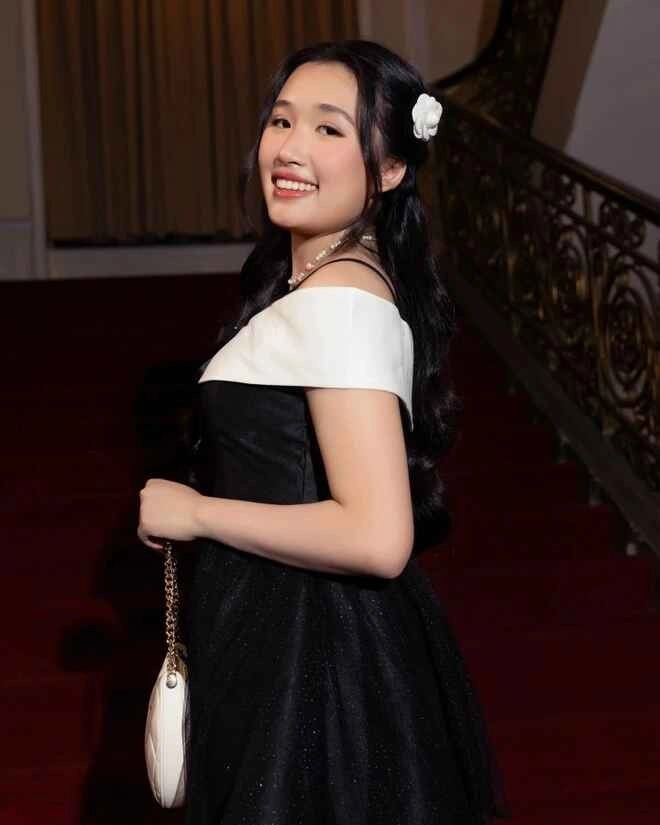 rich kid du học jenny huỳnh gợi cảm ở tuổi 20 - 9