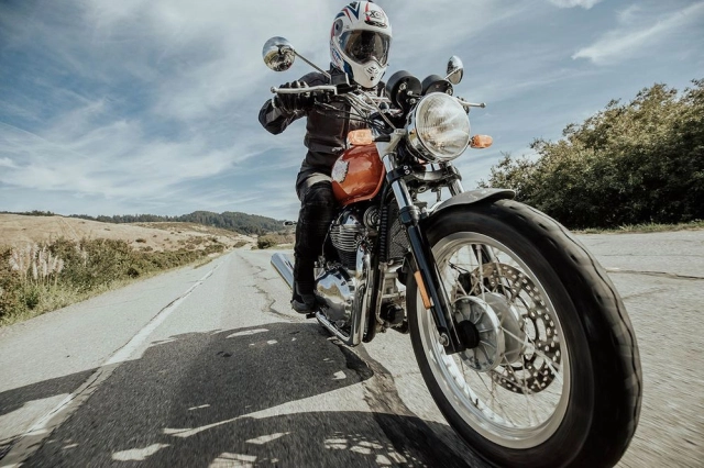 Royal enfield bắt tay cfmoto cú hit lớn trong cuộc chơi hybrid - 1