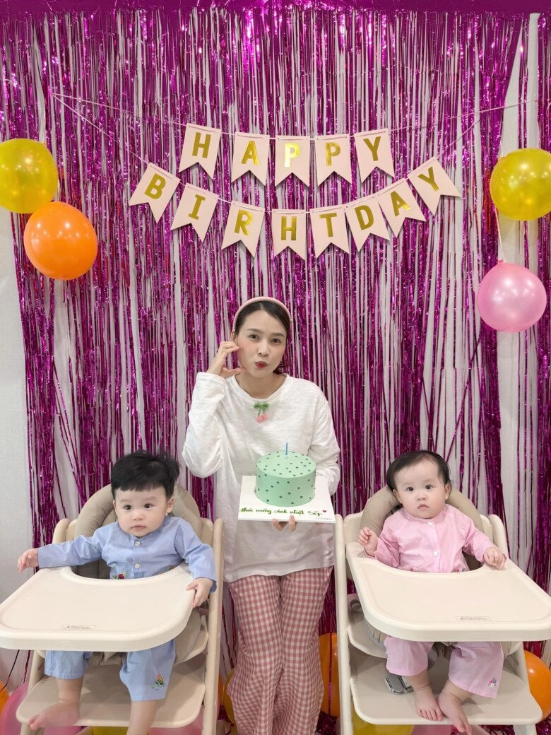 Sam được 2 con tổ chức sinh nhật theo phong cách miền tây quý tử lai hàn tưởng trầm tính nhưng háu ăn hơn em gái - 1
