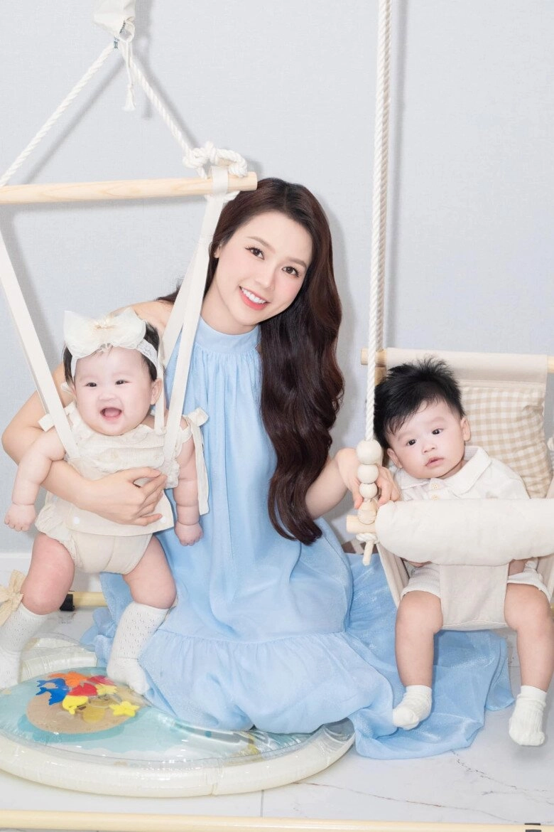 Sam thấm thía câu nói đẻ con gái thùy mị nết na ái nữ lai hàn nay không ngồi nghiêm túc quá 3 giây - 4