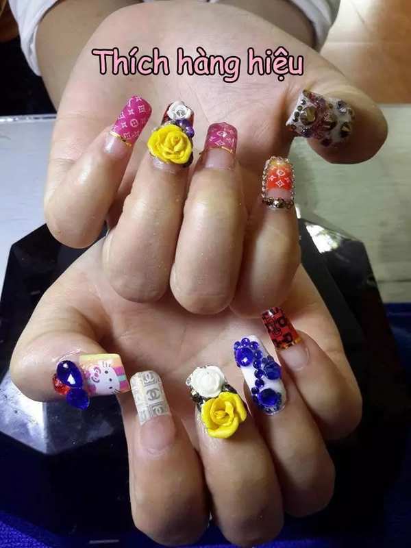 sang chấn tâm lý với những mẫu nail tết độc lạ - 1