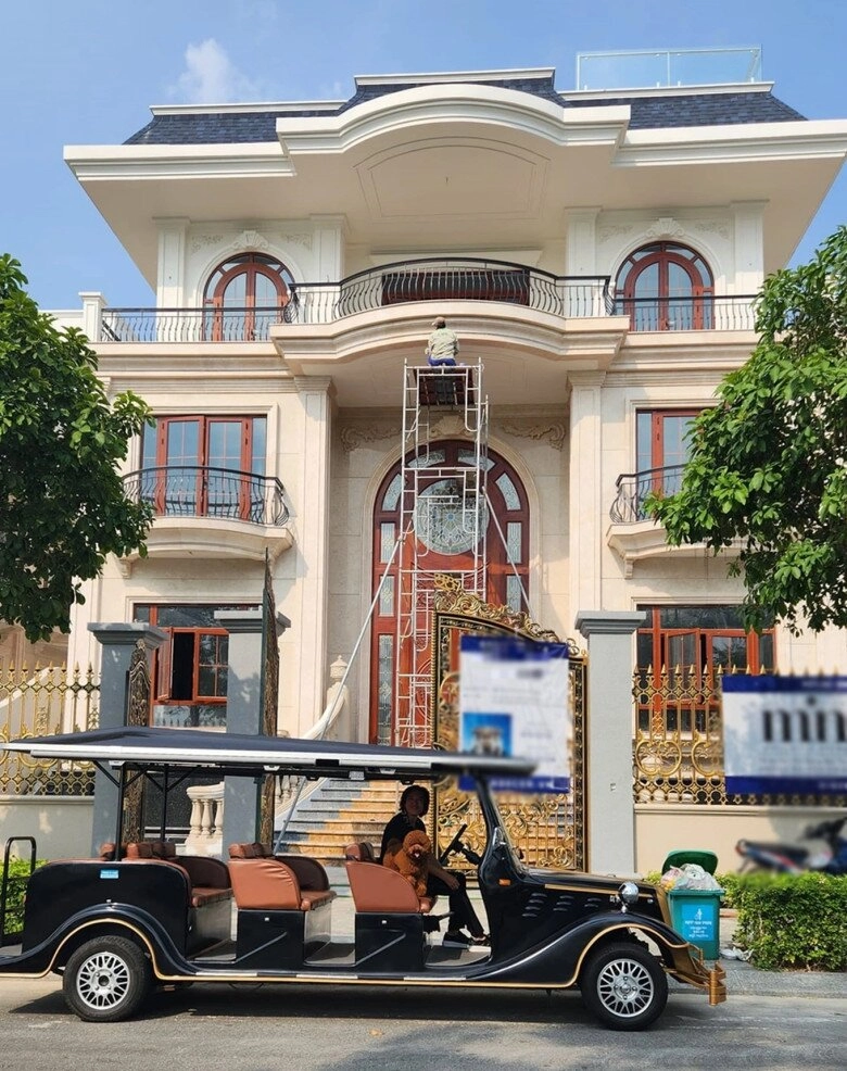 Sao nữ có 50 người chồng khiến ông xã phải quỳ gối là chủ biệt thự 300 tỷ lãi to nhờ ái nữ cực phẩm - 6
