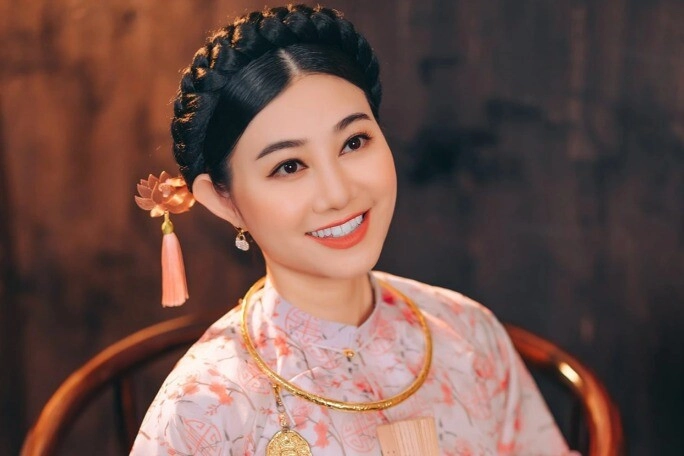 Sao nữ là nsưt từng kiếm vàng bằng giọng hát có đám cưới rình rang nhưng mất chồng trắng tay sau 1 đêm - 4