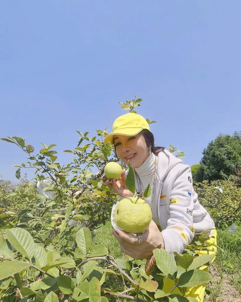 Sao nữ u70 sở hữu làn da căng bóng như gương soi nhờ một loại nước và thứ quả cực dễ tìm ở chợ việt mỗi sáng - 6