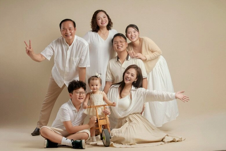 Sao việt 24h ái nữ của trương ngọc ánh có biểu cảm lạ khi bị mẹ chất vấn hút mọi ánh nhìn bởi đôi chân dài - 11