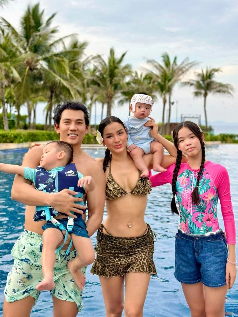 Sao việt 24h btv hoài anh lột xác khi trang điểm đậm khác hẳn vẻ trong trẻo ngày thường - 13