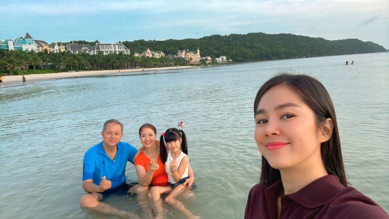 Sao việt 24h chồng đỗ mỹ linh khoe ảnh chơi môn thể thao quý tộc sánh đôi cùng vợ hoa hậu nhìn như phim ngôn tình - 14