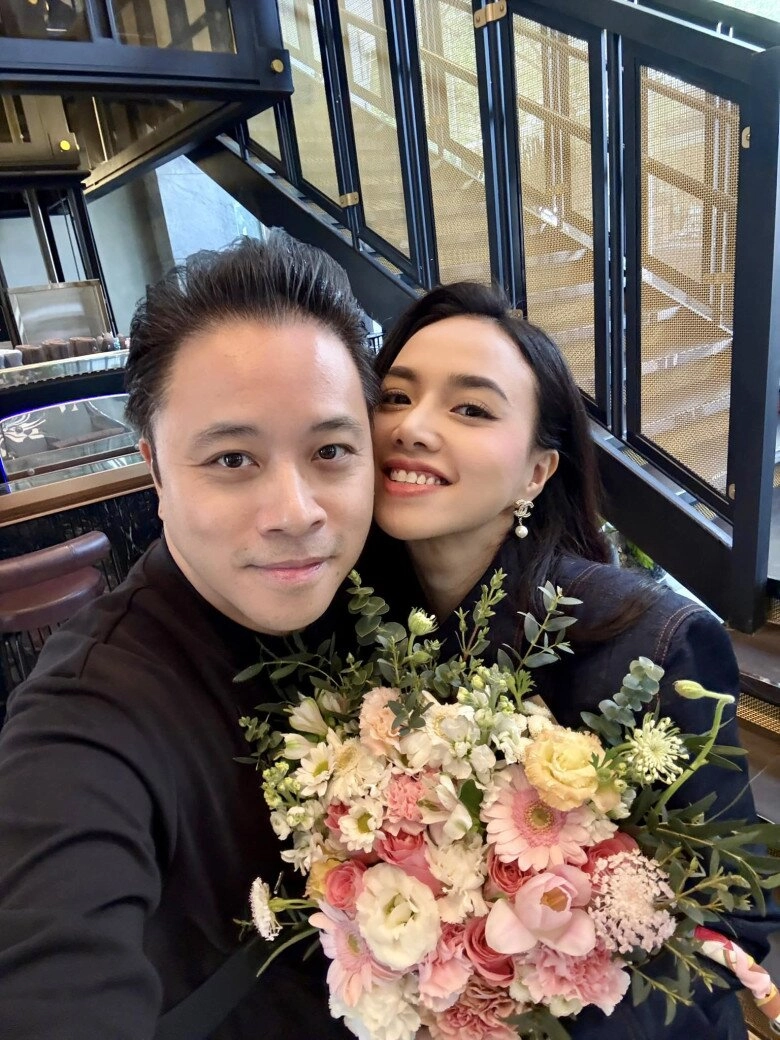 Sao việt 24h chồng đỗ mỹ linh khoe ảnh chụp từ đằng sau của con gái cưng mái tóc dài như thiếu nữ thành tâm điểm - 9