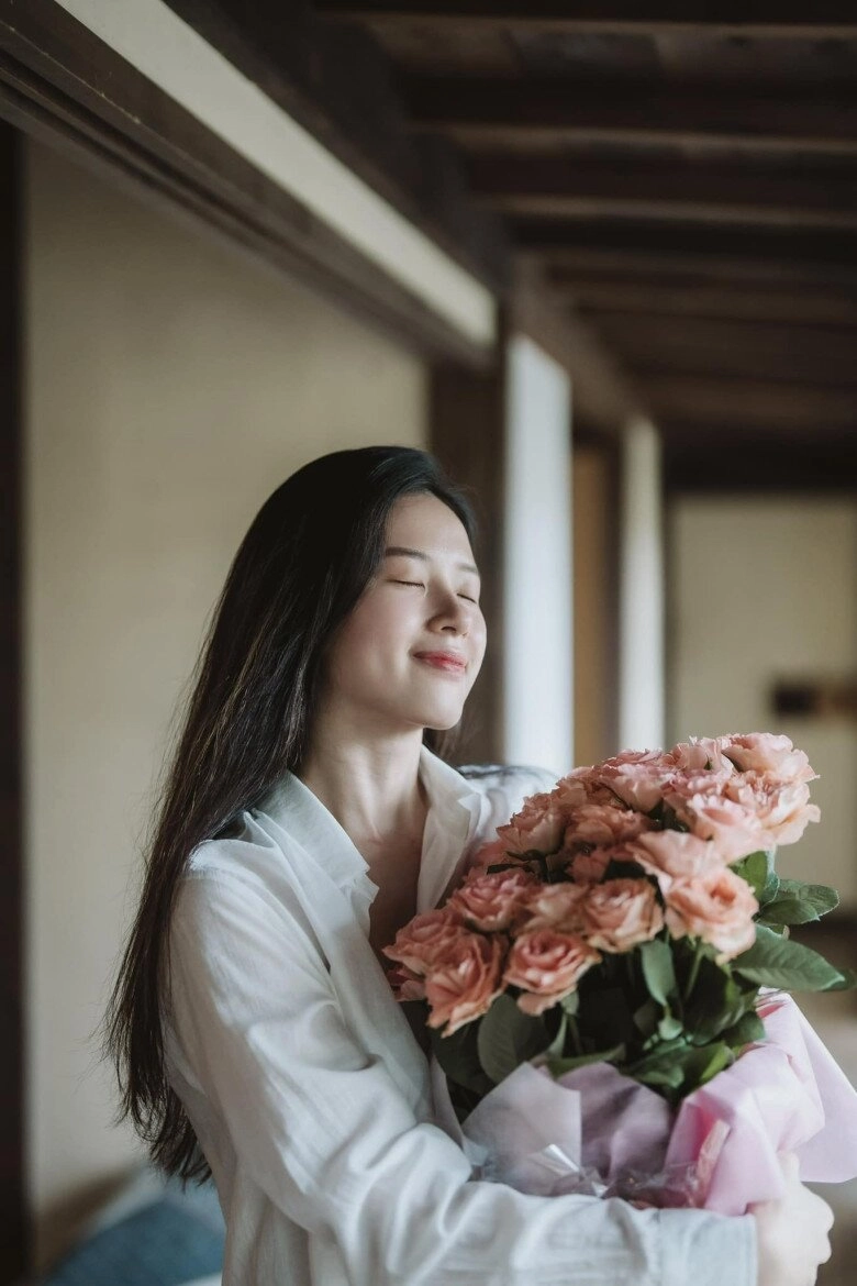 Sao việt 24h chồng đỗ mỹ linh khoe ảnh chụp từ đằng sau của con gái cưng mái tóc dài như thiếu nữ thành tâm điểm - 11