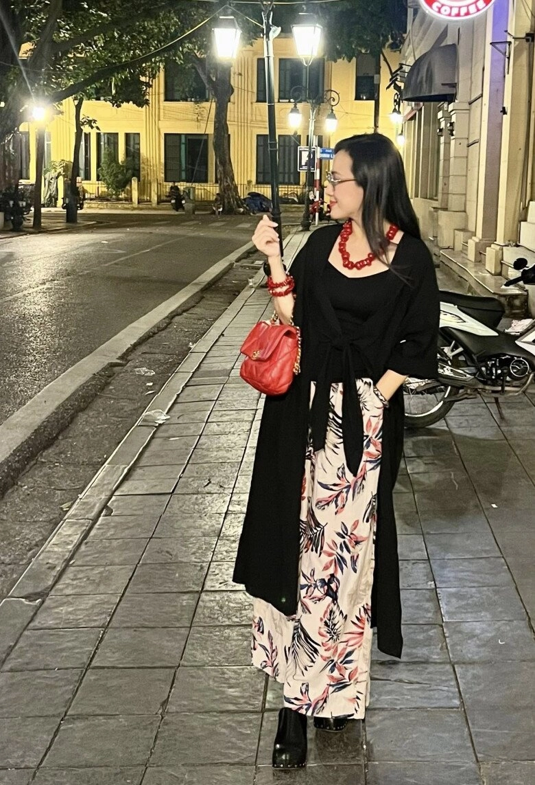 Sao việt 24h con gái nhật kim anh thần thái sang chảnh như đúc cùng một khuôn với mẹ 6 tháng tuổi đã đi làm - 7