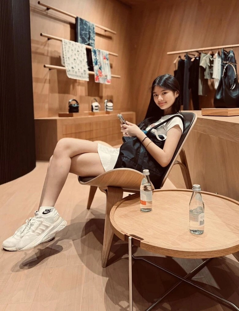 Sao việt 24h con gái trương ngọc anh gây sốt với thân hình lý tưởng tuổi 17 body như đồng hồ cát hút mọi ánh nhìn - 4
