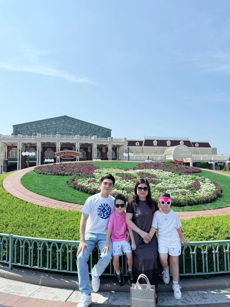 Sao việt 24h con gái trương ngọc anh gây sốt với thân hình lý tưởng tuổi 17 body như đồng hồ cát hút mọi ánh nhìn - 10