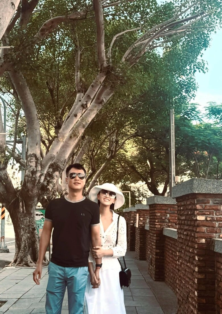Sao việt 24h con trai lai ấn nhà võ hạ trâm bị chứng mặt cọc cơ địa 10 ngày tuổi đã suy tư về cuộc đời - 10