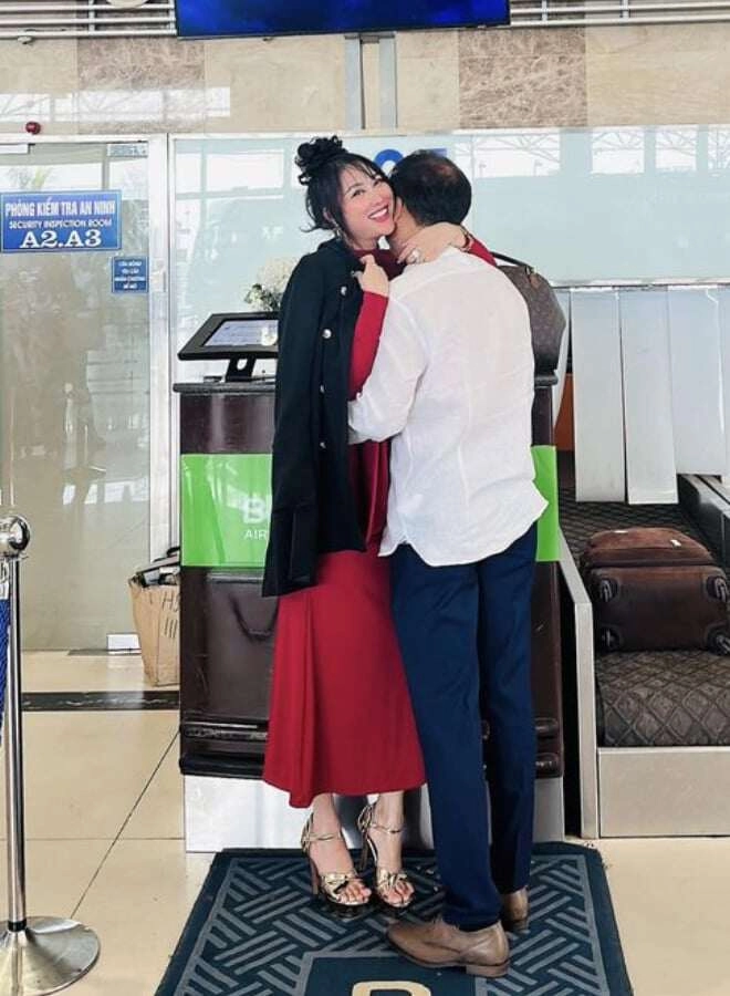 Sao việt 24h diệp lâm anh lên tiếng về người lâu không gặp giờ nhắn tin gọi điện cho biết đang bị nợ tiền tỷ - 8
