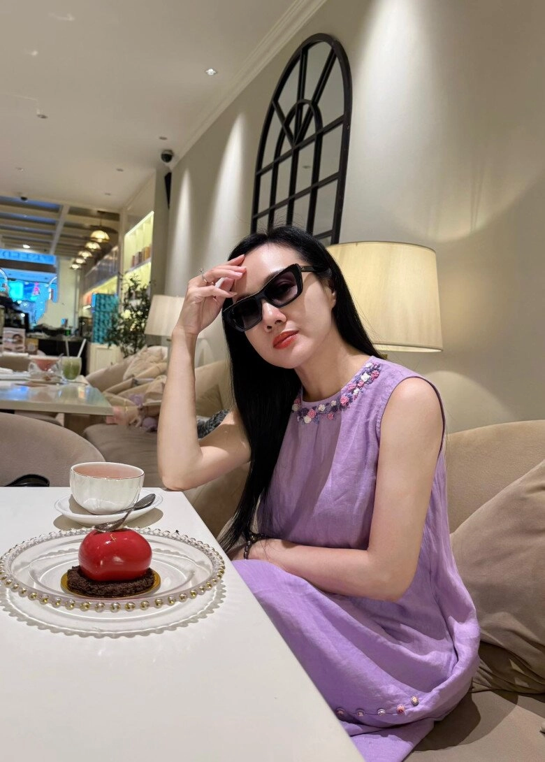 Sao việt 24h hồ ngọc hà đưa leon đi cắt tóc út ú ngày nào giờ gương mặt nam tính điển trai giống hệt bố kim lý - 12