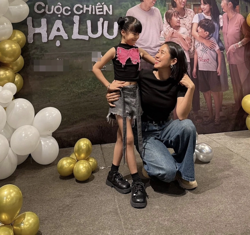 Sao việt 24h hồ ngọc hà xúc động chia sẻ tâm thư khi con chuẩn bị đi du học subeo đón sinh nhật ở nước ngoài - 8