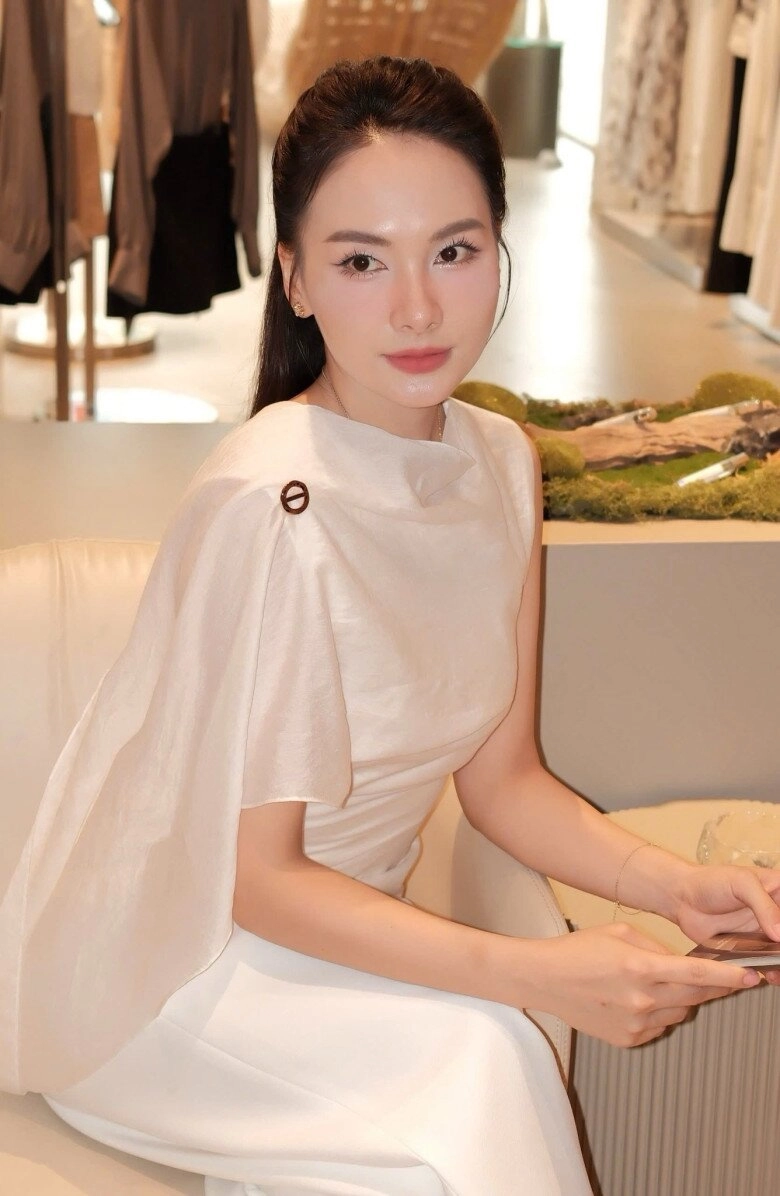 Sao việt 24h hồ ngọc hà xúc động chia sẻ tâm thư khi con chuẩn bị đi du học subeo đón sinh nhật ở nước ngoài - 14
