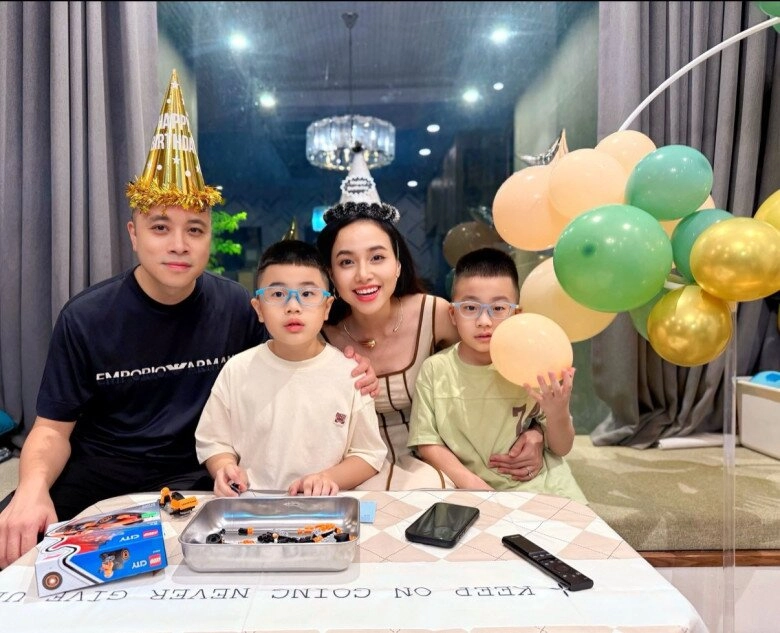 Sao việt 24h hoa hậu 4 con jennifer phạm viết tâm thư mùi mẫn cảm ơn chồng đại gia vì đã chịu đựng mình - 12