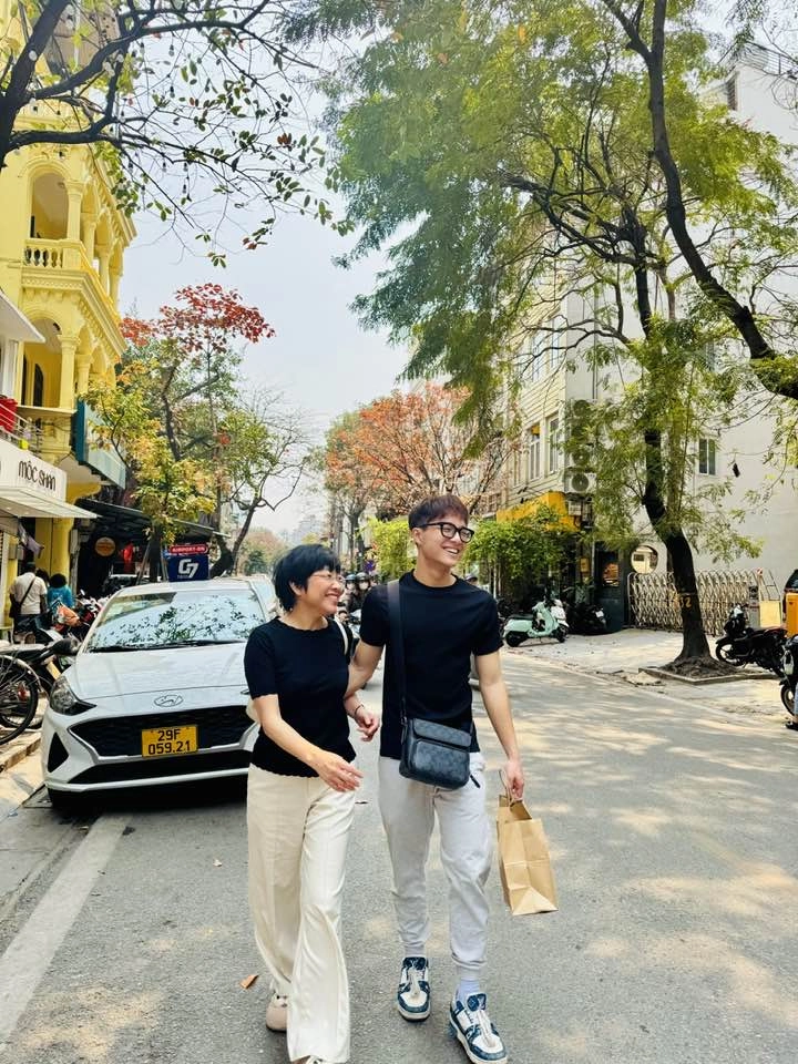Sao việt 24h hoa hậu đặng thu thảo hiếm hoi khoe ảnh ngày nhỏ của con gái sophie thời bị bố mẹ giấu mặt triệt để - 10