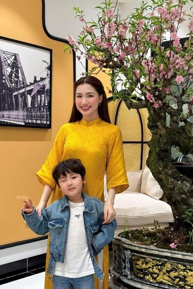 Sao việt 24h hòa minzy nghẹn ngào khi ông nội là cựu chiến binh qua đời bỏ lỡ khoảnh khắc xem cháu gái biểu diễn - 7