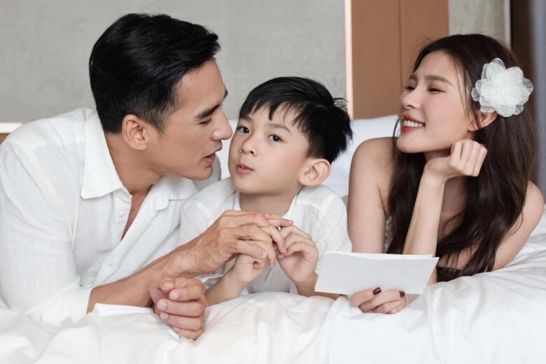 Sao việt 24h huyền lizzie khoe quý tử trổ mã ở tuổi lên 9 con trai giống mẹ như đúc khiến dân tình trầm trồ - 10