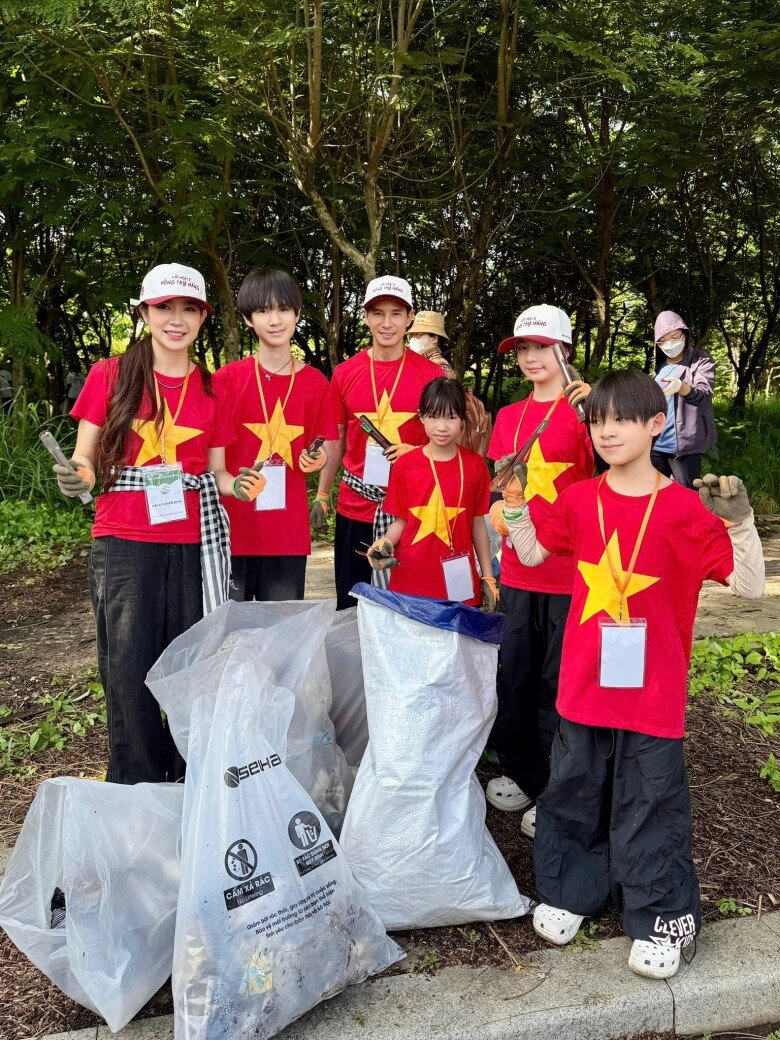 Sao việt 24h jennifer phạm nhiều lần thuyết phục con trai riêng với quang dũng về việt nam nhưng đều thất bại - 14