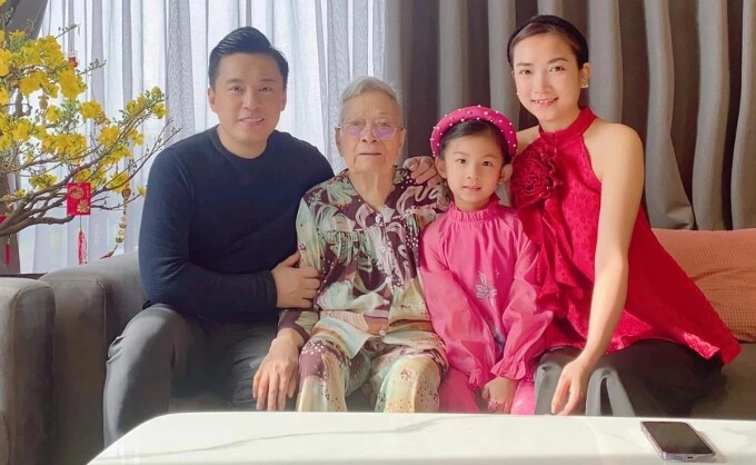 Sao việt 24h lam trường gửi lời nhắn nhủ xúc động đến người mẹ mới qua đời - 4