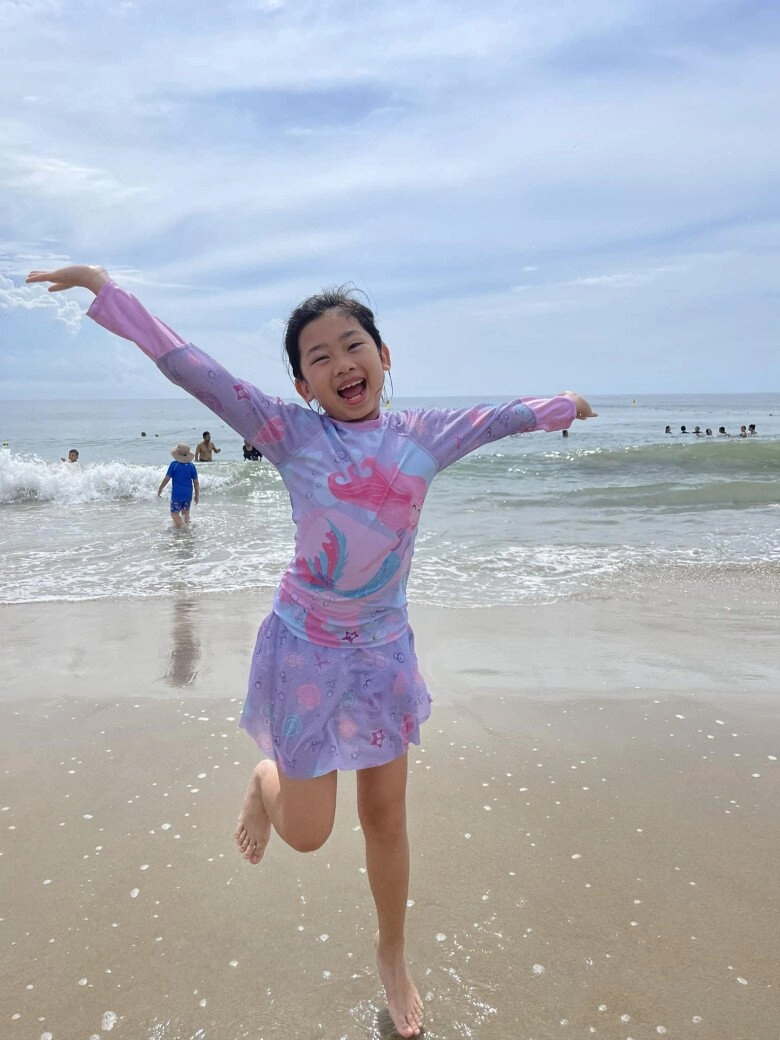 Sao việt 24h lavie con gái mai phương ra dáng thiếu nữ ở tuổi 11 lớn phổng phao chân dài như sếu - 4