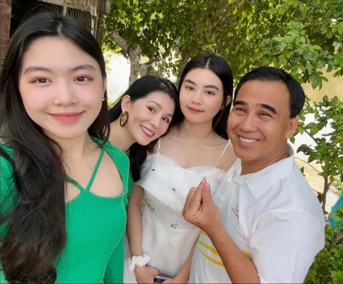 Sao việt 24h lọ lem nhà quyền linh thay đổi phong cách từ nàng thơ sang gợi cảm nhận về nhiều bình luận - 8