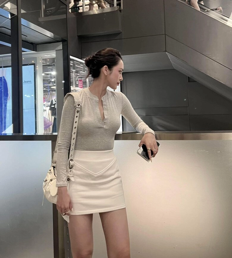 Sao việt 24h mc mai ngọc khoe con trai 1 tháng tuổi đã có cẳng chân dài miên man mong tương lai sẽ cao hơn mẹ - 6