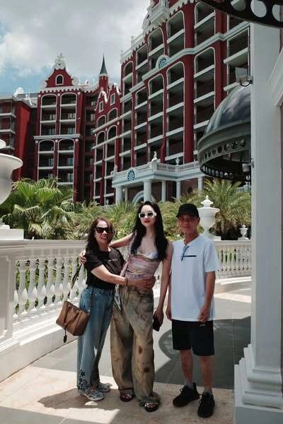 Sao việt 24h mẹ bầu quỳnh lương khiến nhiều người thót tim khi trượt chân ngã đau điếng ở tháng thứ 6 thai kỳ - 13