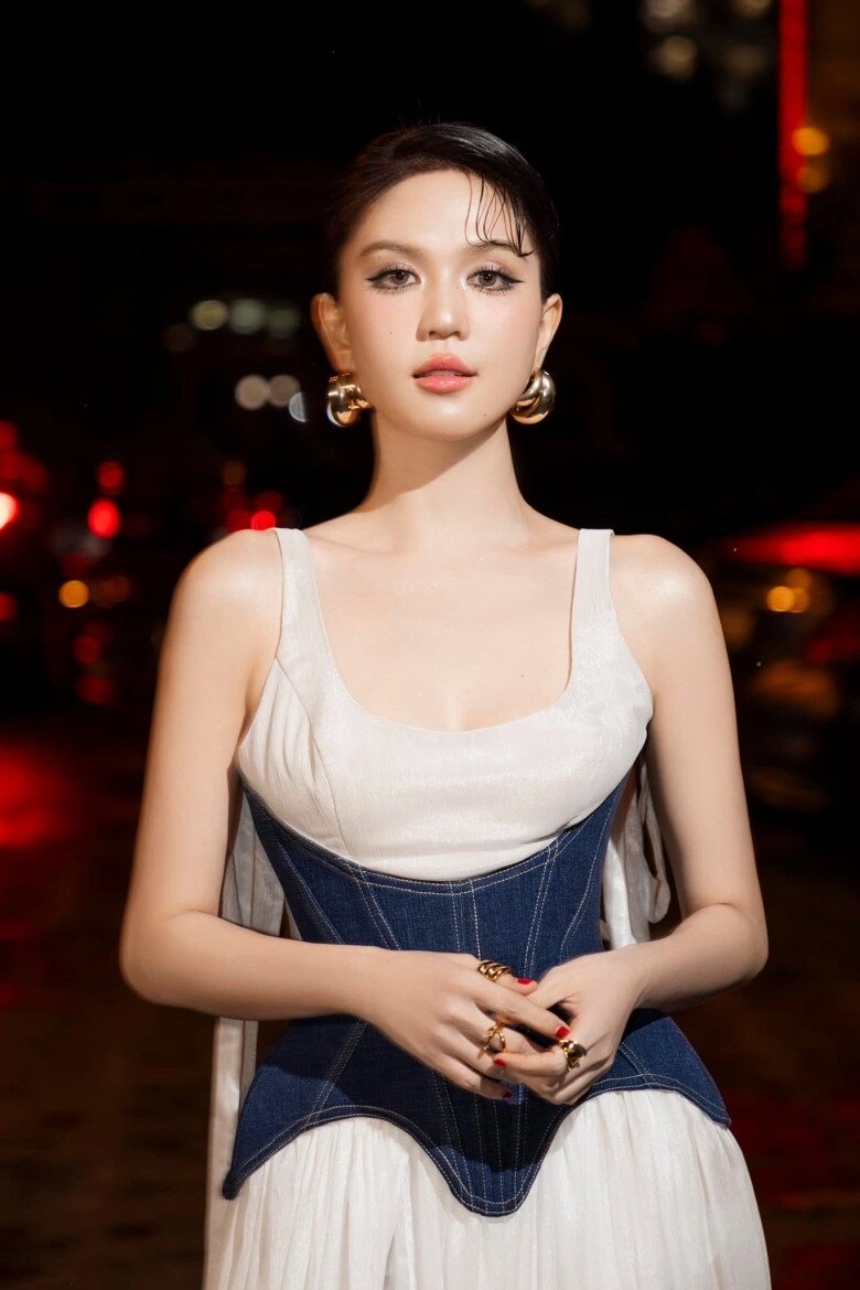 Sao việt 24h ngọc trinh khoe con gái 6 tuổi đã biết phụ mẹ dọn dẹp bật mí khung cảnh trong biệt thự 60 tỷ sang chảnh - 7
