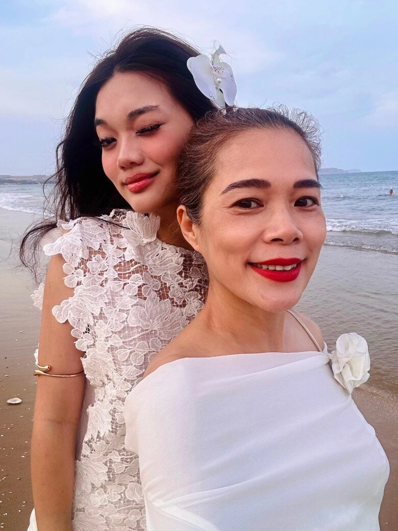 Sao việt 24h nhật kim anh khiến cộng đồng mạng dụi mắt liên tục với màn trông con gái 5 tháng tuổi khác lạ - 12