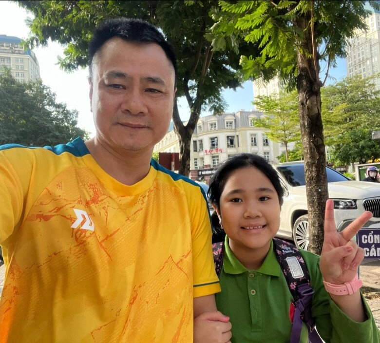Sao việt 24h nhiều lần đội tóc giả vì giống con trai ái nữ lai hàn nhà sam giờ tóc thật xinh như búp bê - 11