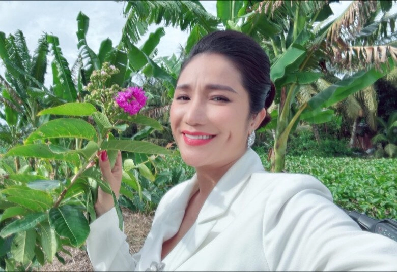 Sao việt 24h nsnd thanh lam khoe cảnh bế bồng tiểu công chúa hoa hậu giáng my phải khen diva đẹp hơn từ ngày lên chức - 12