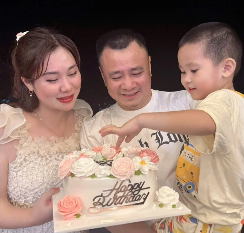 Sao việt 24h phạm hương hiếm hoi chia sẻ về chồng đại gia giấu mặt tiết lộ nam doanh nhân biết chăm con giúp vợ - 12