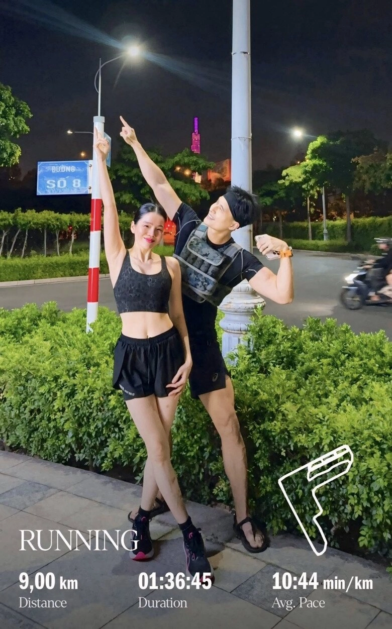 Sao việt 24h phương oanh mở tiệc sang chảnh như nhà hàng 5 sao dân tình ghen tị với shark bình có vợ vừa đẹp vừa khéo - 12
