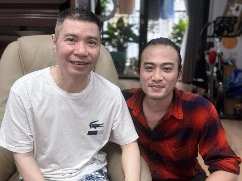 Sao việt 24h phương oanh ở nhà khác hẳn lúc ra đường diện đồ bộ vàng khè vì sở thích của 2 bản sao shark bình - 7
