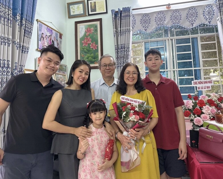 Sao việt 24h quỳnh lương tròn trịa hơn thấy rõ ở tháng thứ 8 khoe cân nặng của mẹ và bé ở cuối thai kỳ - 7