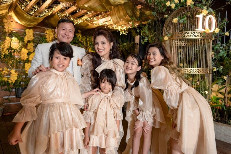 Sao việt 24h sau khi ly hôn chồng đại gia vũ thu phương khoe ảnh du lịch pháp sang chảnh khiến cả trăm người ngưỡng mộ - 7