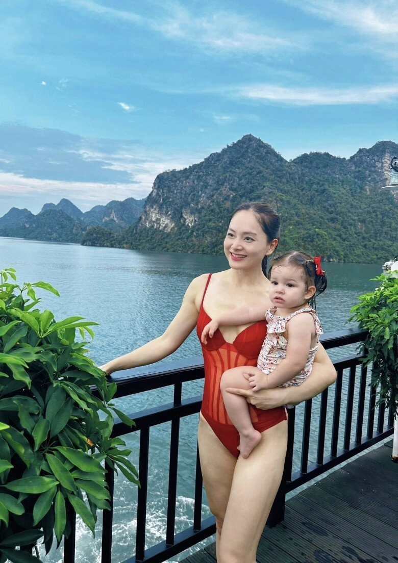 Sao việt 24h võ hạ trâm chia sẻ khoảnh khắc con gái lai ấn độ từ lúc còn trong bụng mẹ ái nữ giống hệt bà nội - 13