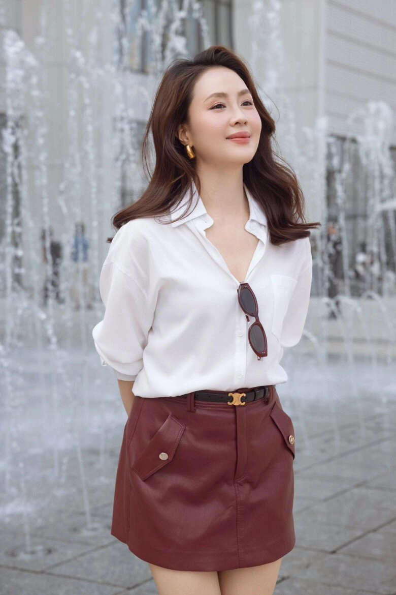 Sao việt 24h xúc động trước khoảnh khắc mẹ ruột cố nghệ sĩ wanbi tuấn anh lau nước mắt khi nghe ca khúc của con trai - 11