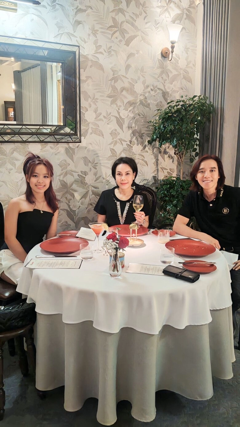 Sao việt bỏ cuộc sống ở nước ngoài về việt nam việt hương tậu biệt thự 300 tỷ trương minh cường bắt đầu lại ở tuổi u50 - 6