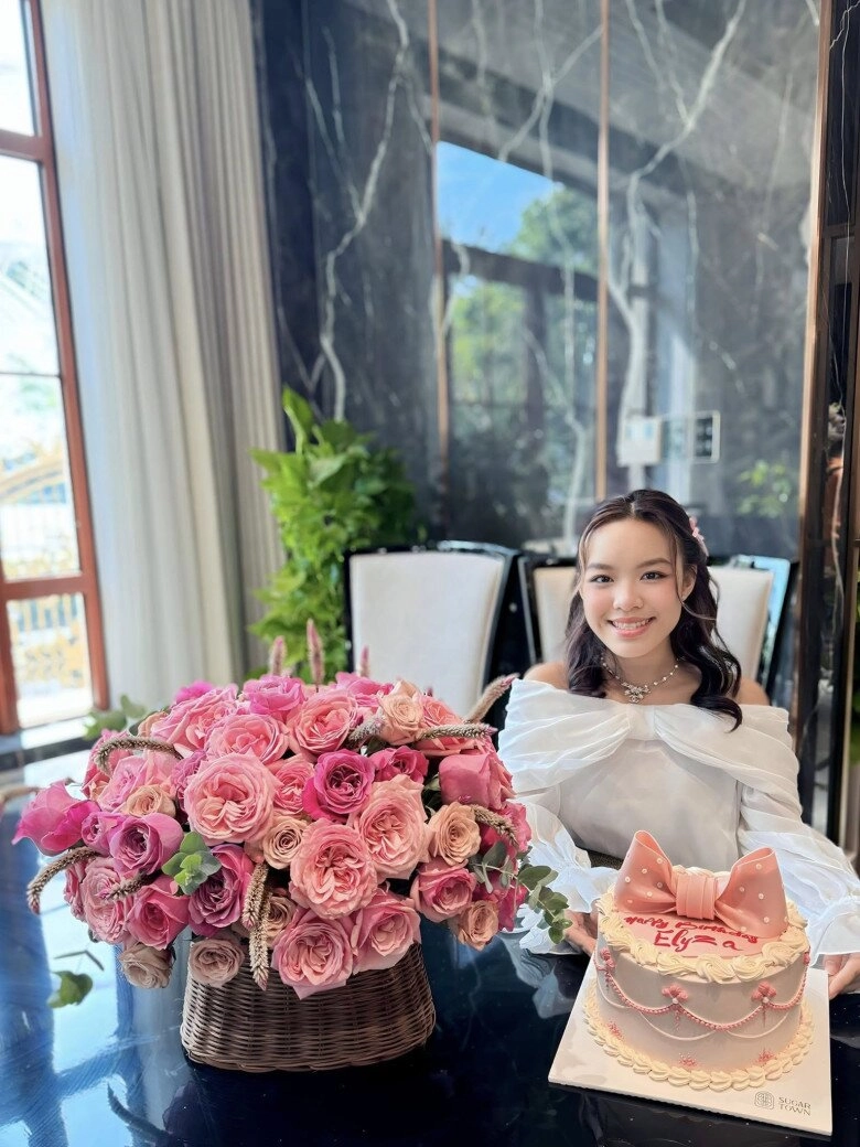 Sao việt bỏ cuộc sống ở nước ngoài về việt nam việt hương tậu biệt thự 300 tỷ trương minh cường bắt đầu lại ở tuổi u50 - 8