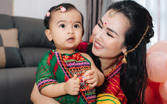 Sao việt cho con ăn chay quý tử tóc dài của hồng nhung tự vào bếp cặp sinh đôi nhà hồ ngọc hà chăm đi chùa - 12