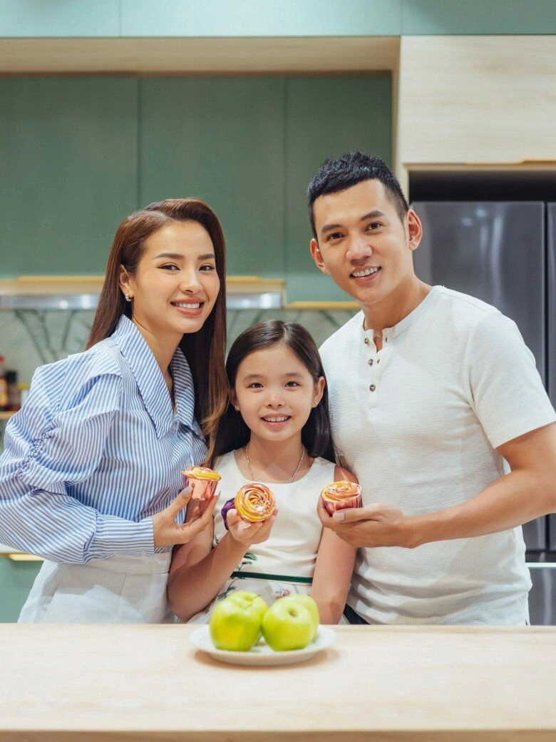 Sao việt công khai có con trong đám cưới có người giấu ái nữ tới năm 9 tuổi quỳnh chi lần đầu có bầu ở tuổi u40 - 8
