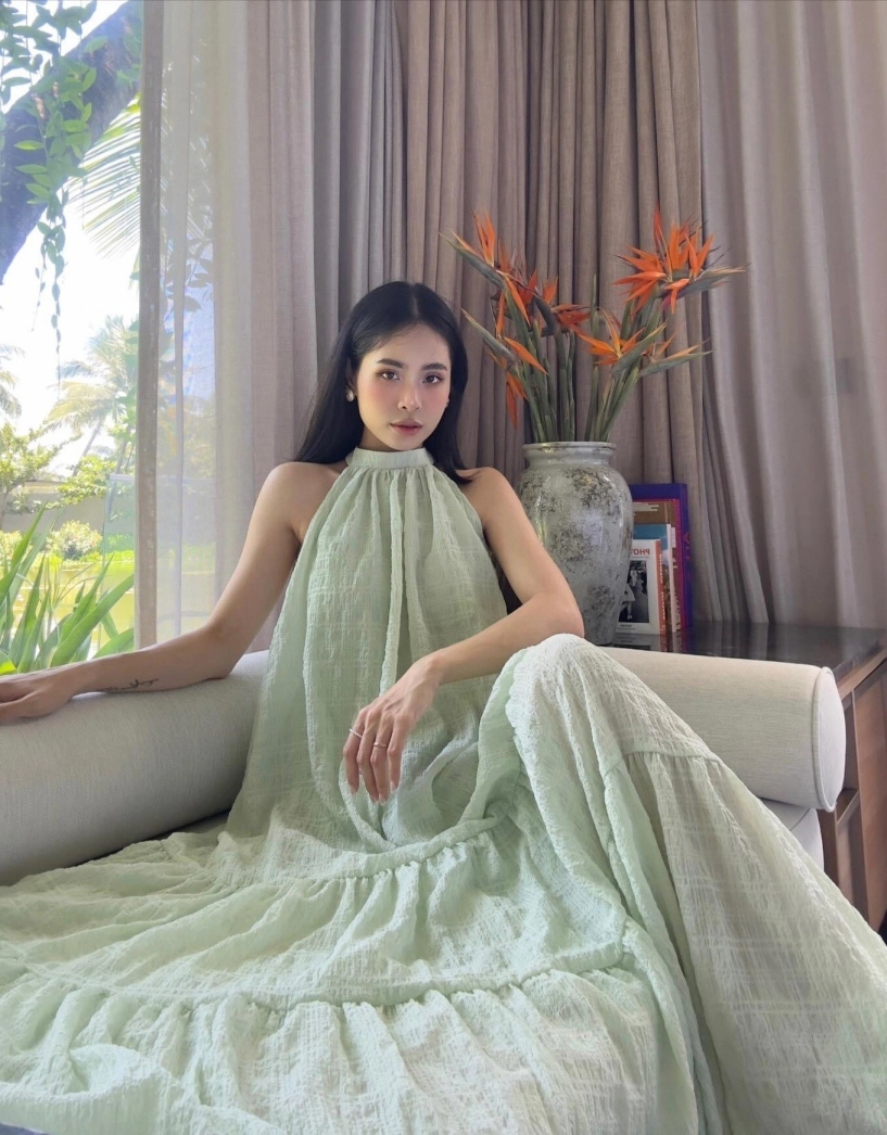 Sao việt cưới ông xã làm trong ngành giáo dục nsưt vân khánh lấy giảng viên quảng trị chồng việt hương là giáo sư ở mỹ - 5